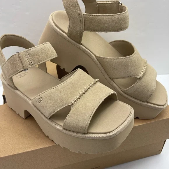 UGG NEW HEIGHTS ANKLE STRAP W9 PLATFORM HEELED SANDALS Beige 
MDSD Mustard Seed - Picture 8 of 16